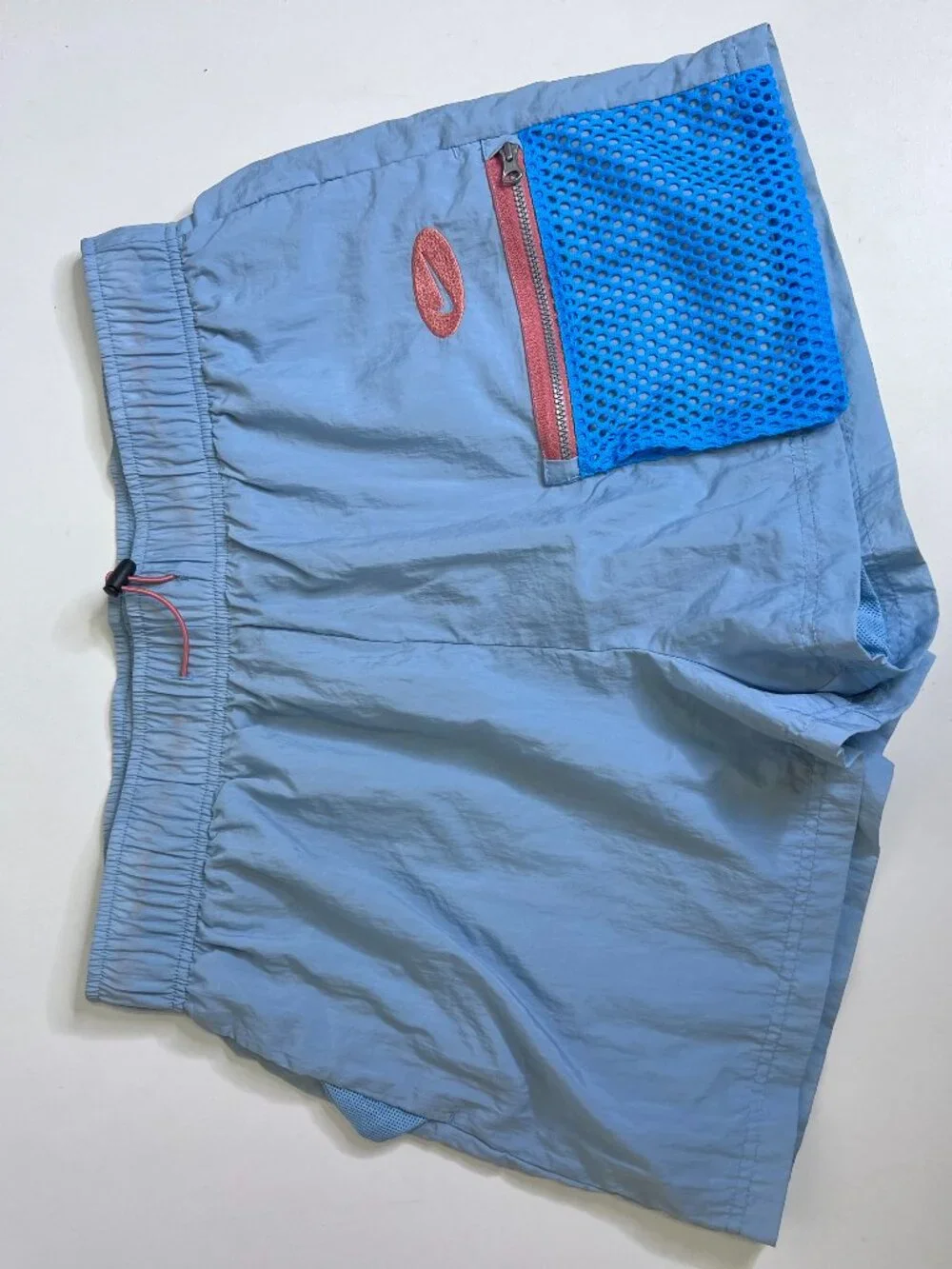 Nike Women's NSW Sportswear Icon Clash Shorts DM6560-494 Blue Multicolor Size L